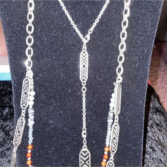 Premier Designs  FAST FORWARD Versatile Necklace Antiqued Silver Tone, Grey, Red - Picture 7 of 7